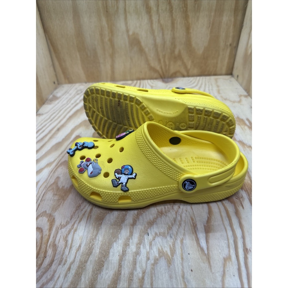 Crocs Yellow Clogs Women's 5 SpongeBob Jibbitz‎ Pins Slip-On Comfort Shoes - Picture 5 of 11